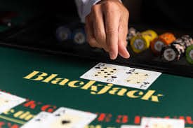Straight number and split predictions on Auto Roulette wheel